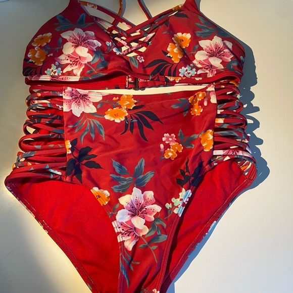 Hollister Other - Hollister HI-rise bathing suit